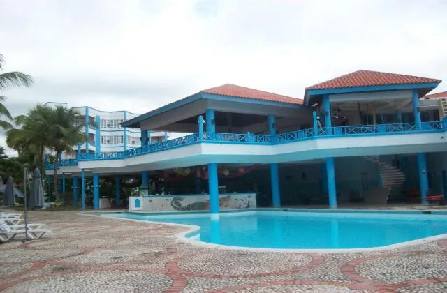 Hotel Costa Larimar piscine